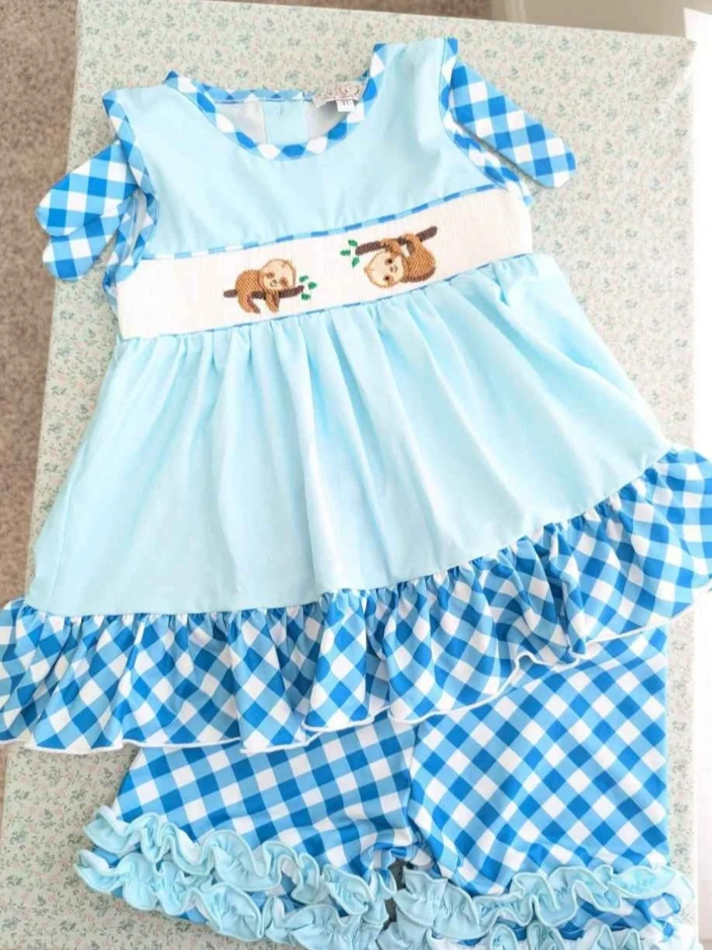 3T Smocked Sloth Short Set